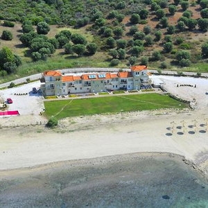Hotel Monopetro cazare Metamorfosi