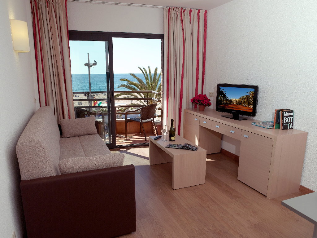 Almirall Apartaments Costa Brava