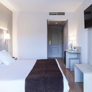 Hotel Hotel Helios Lloret cazare Lloret del Mar