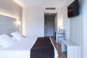 Hotel Hotel Helios Lloret cazare Lloret del Mar