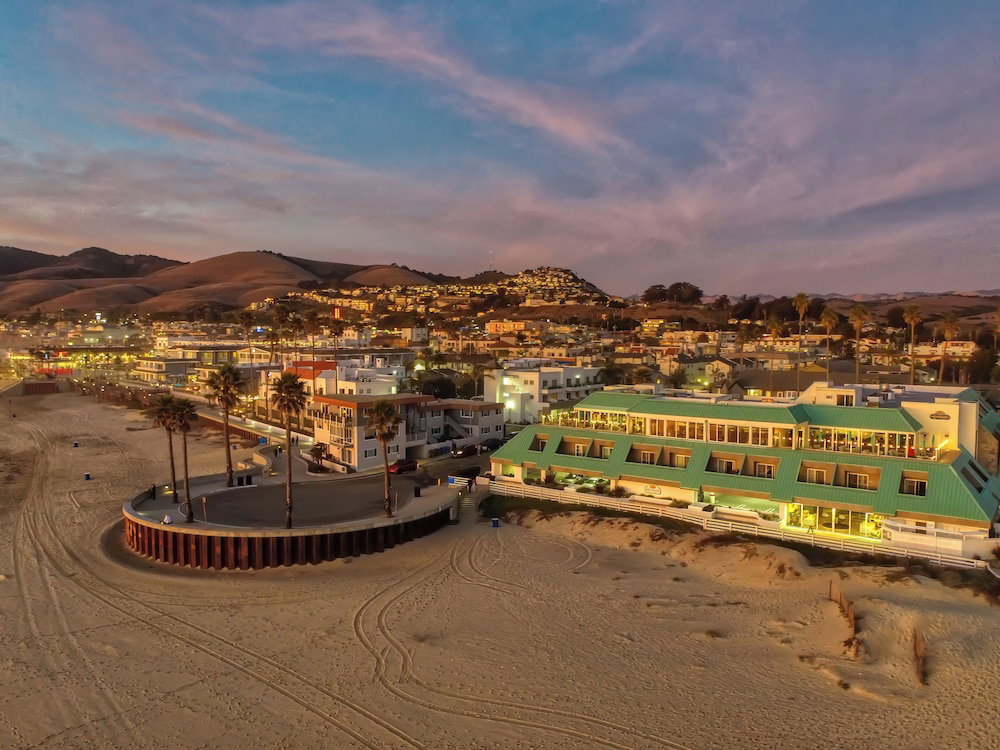 Seaventure Beach Hotel
