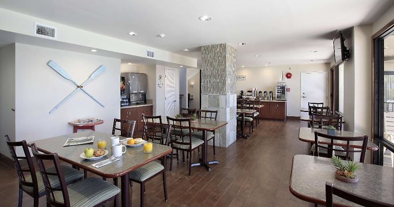 The Inn At The Cove