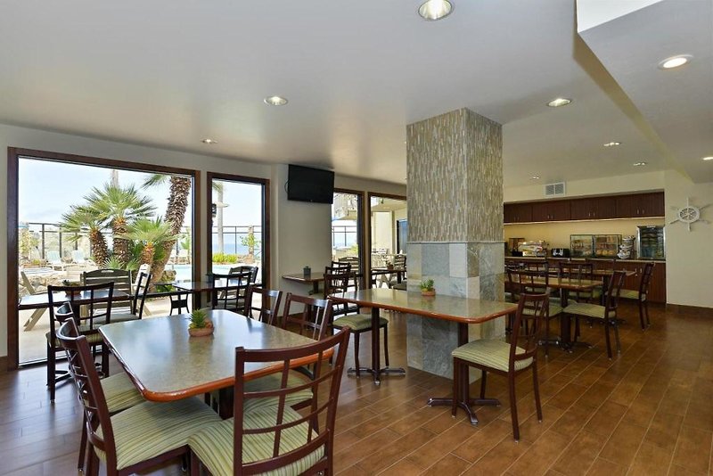 The Inn At The Cove