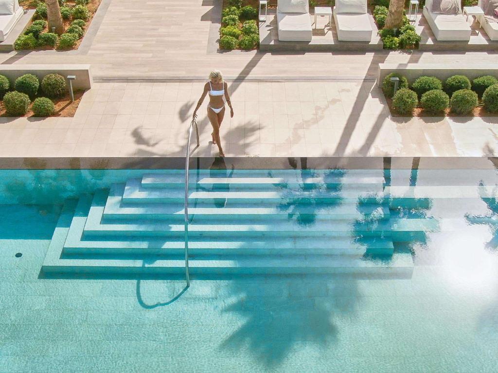 Grecotel Luxme White Palace