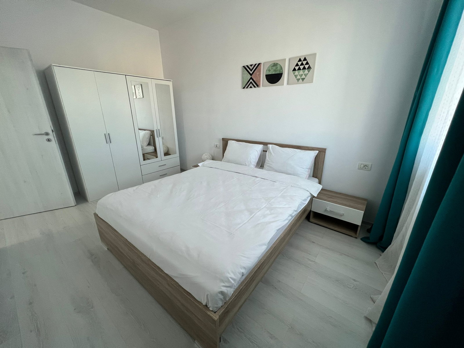 Hotel Visaj Metropolitan