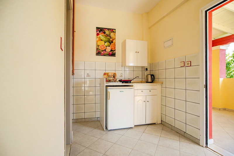 Solena Studios Kavos