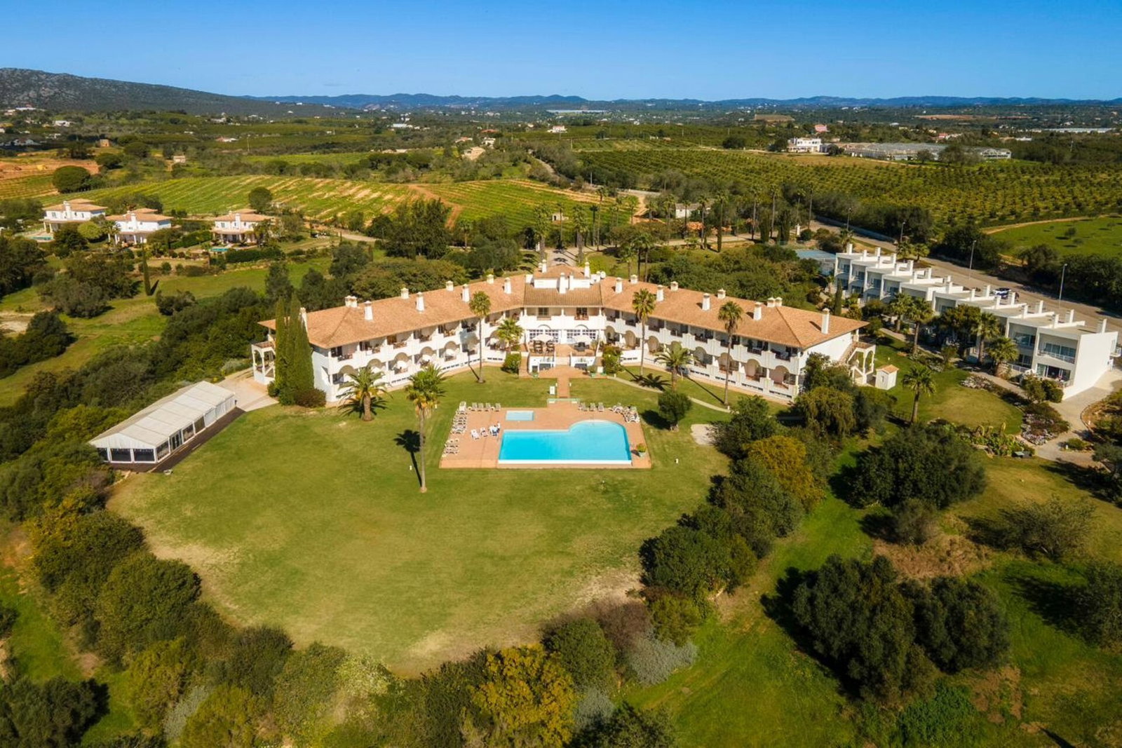 Hotel Colina Verde Resort