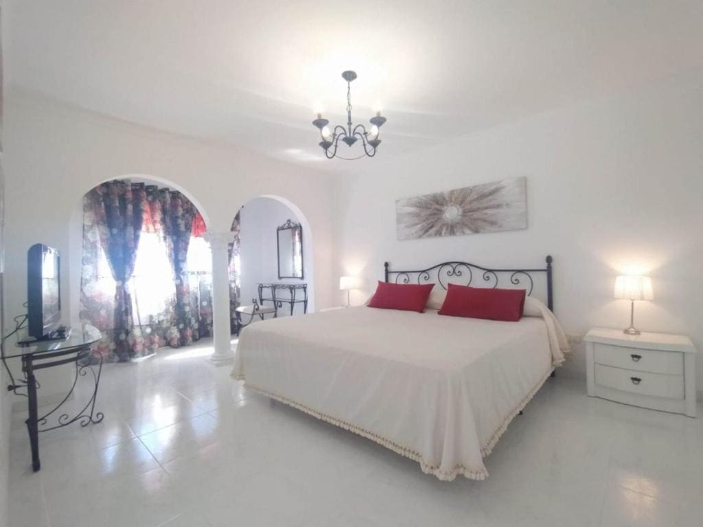 Hotel Tango House