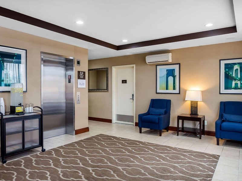 Comfort Inn New York Staten Island