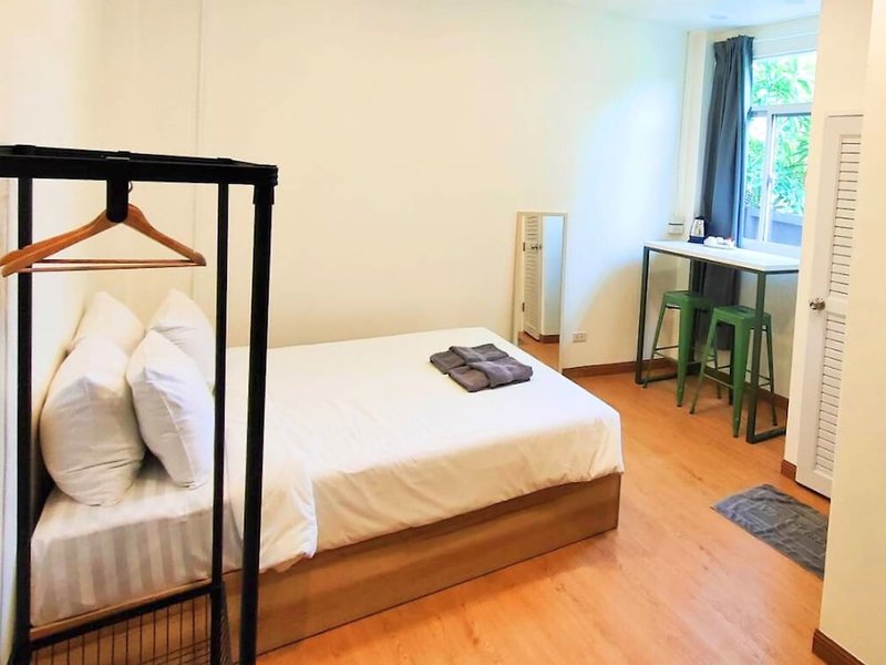 Hotel Sleepy Station Hostel