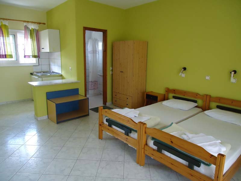 Rania Studios Apartments