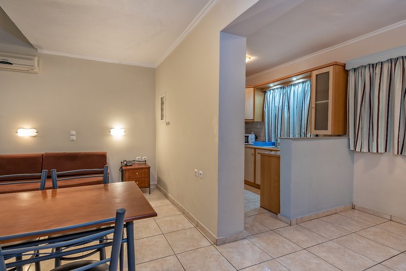 Hotel Tsiolis Studios Apartments & Luxury Suites