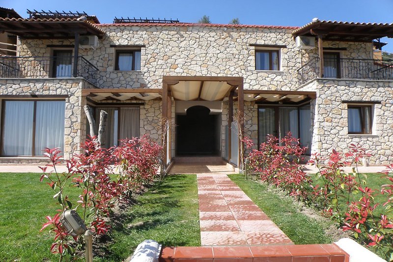 Hotel Koumaros Villas