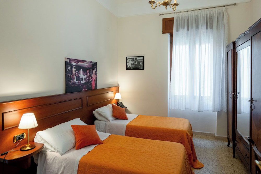 Hotel Vittoria Guest House Battipaglia