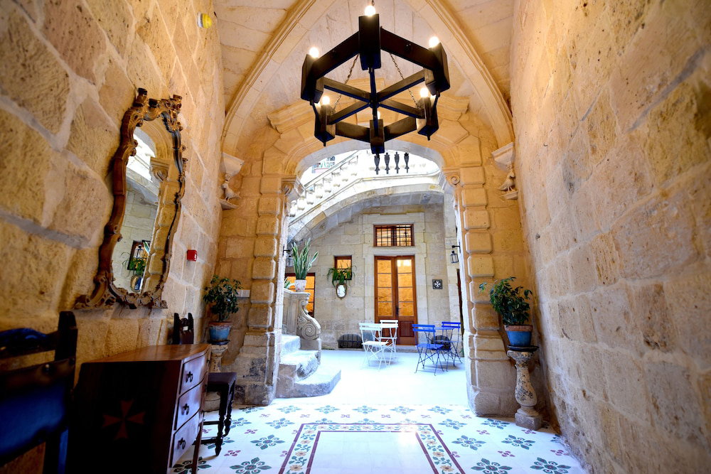 Hotel The Lodge