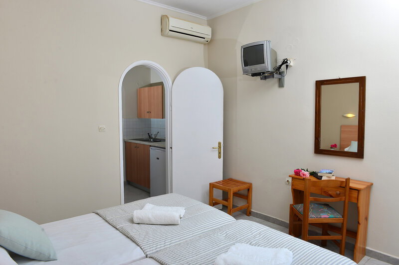 Dennis Studios