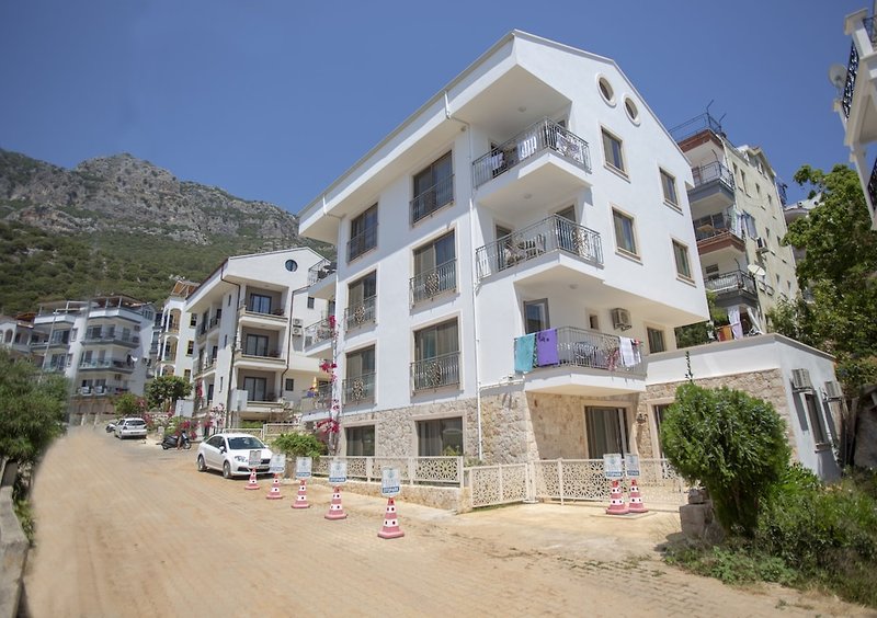 Hotel Cedrus Suites