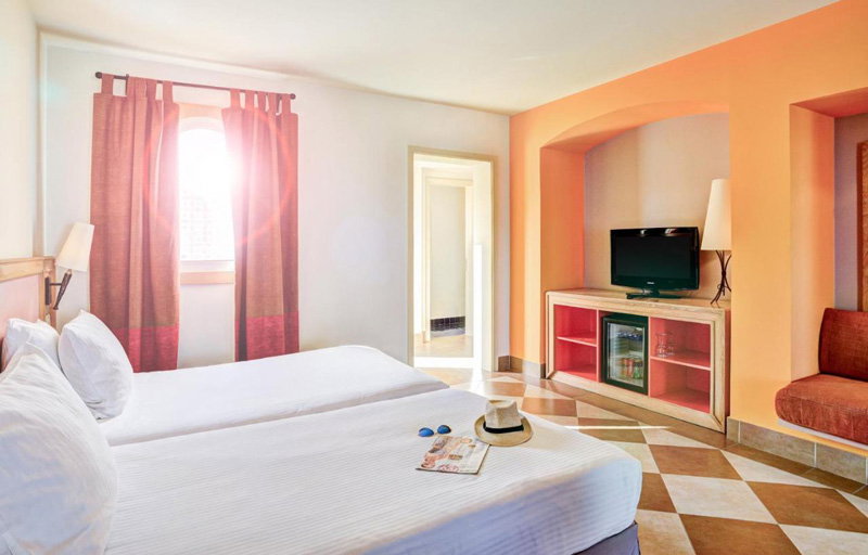 dal travel Novotel Beach Sharm
