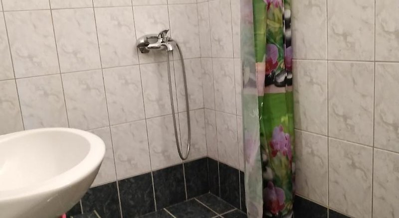 Hotel Ldg Rooms