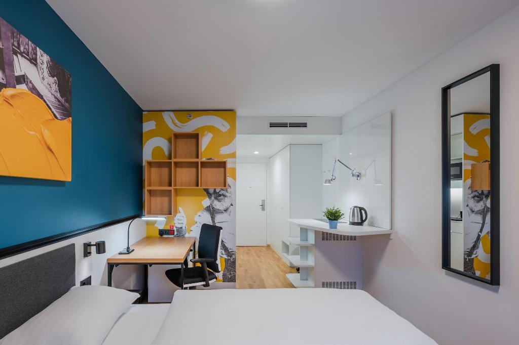 Hotel DeanS College Hotel