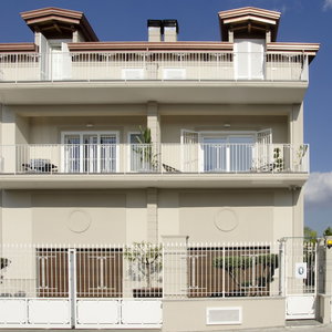 Hotel Donna Elena Rooms cazare Sant'Egidio del Monte Albino