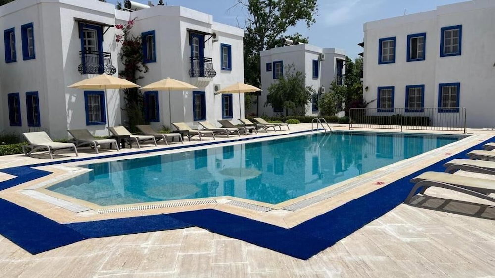 Hotel Ege Apartments