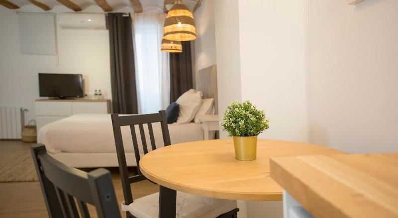 Hotel Savoy Hostal