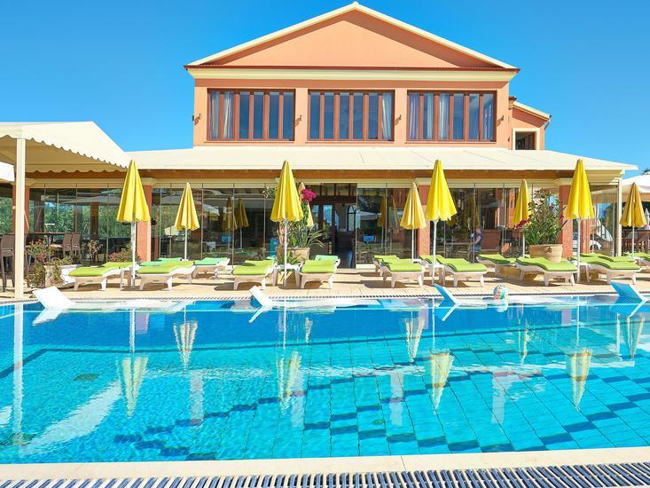 Hotel Yiannis Village
