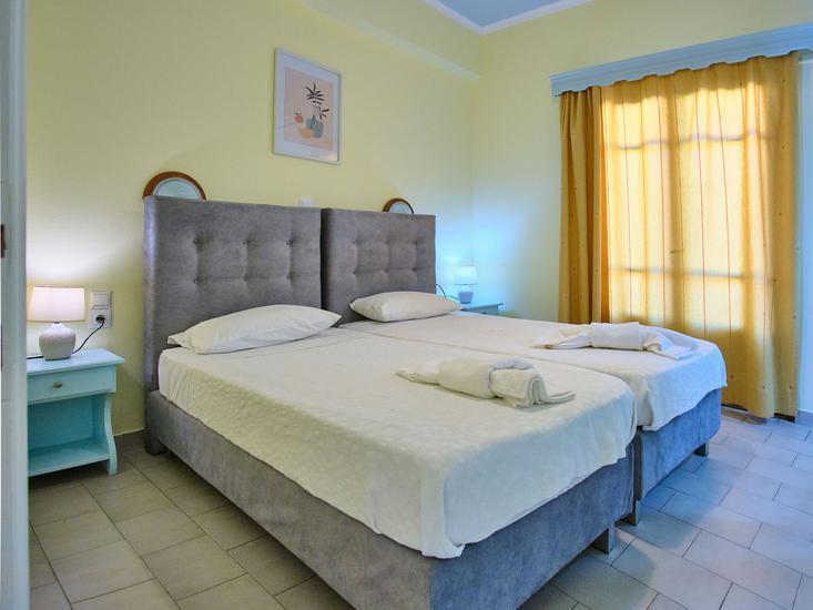 Yiannis Village