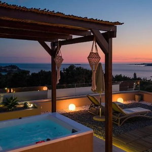 Hotel Nikostudios cazare Lassi