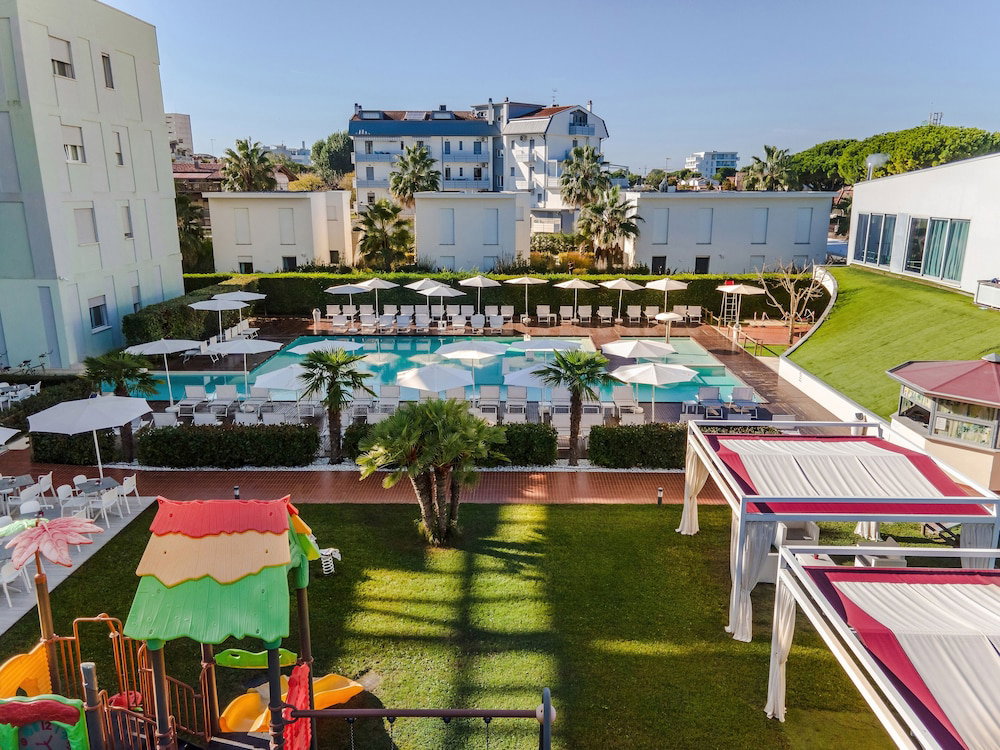 Hotel Domino Suite Hotel Jesolo