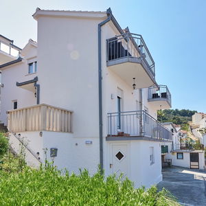 Hotel Apartmani Knezovic cazare Trogir