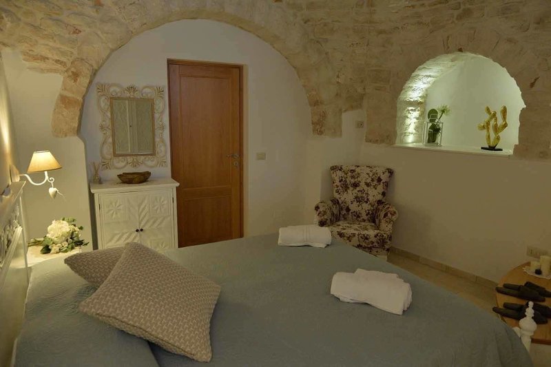 Madia Luxury
