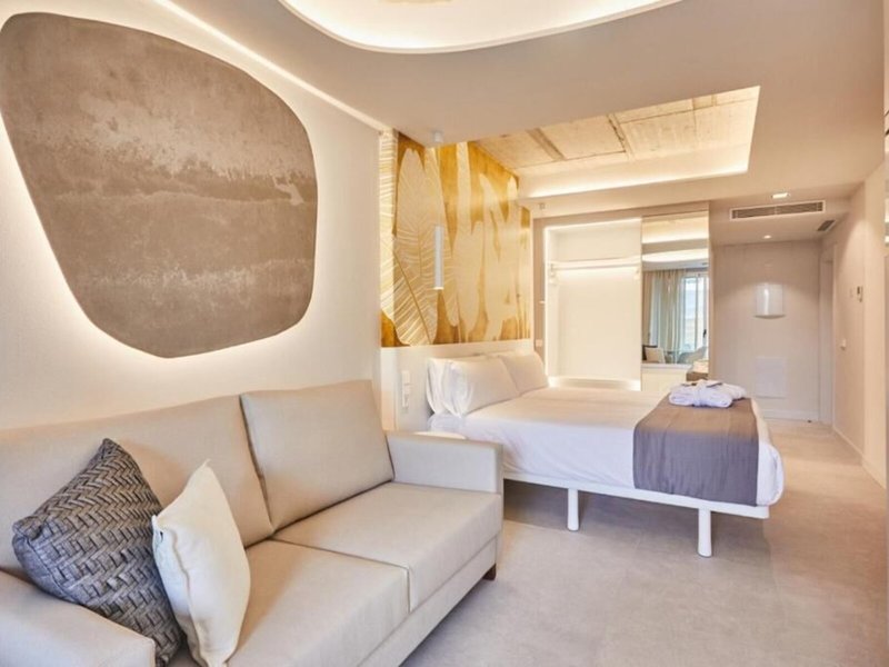 Silken Atlantis Suites