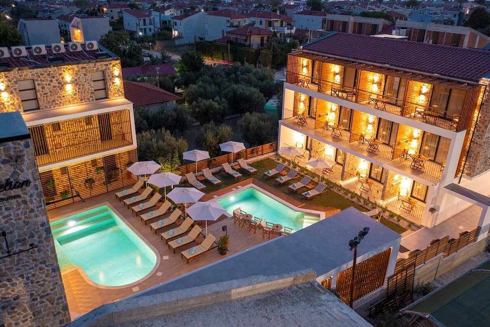 Hotel Dandelion Suites