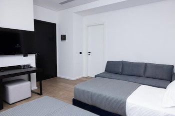 Lans Hotel