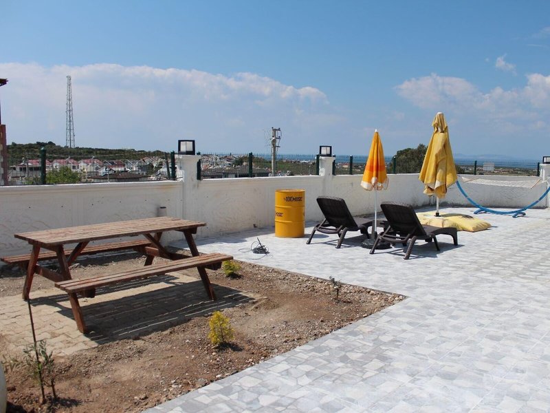 Mavi Restaurant & Apartments 3