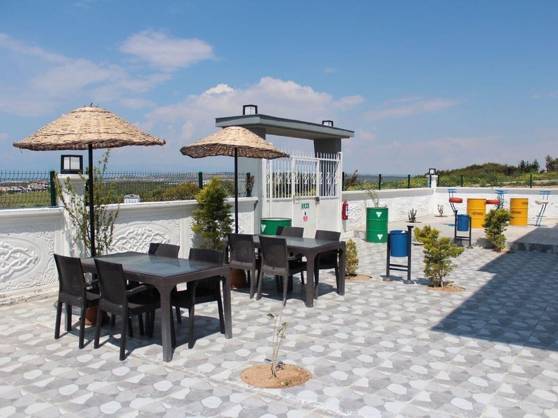 Mavi Restaurant & Apartments 3