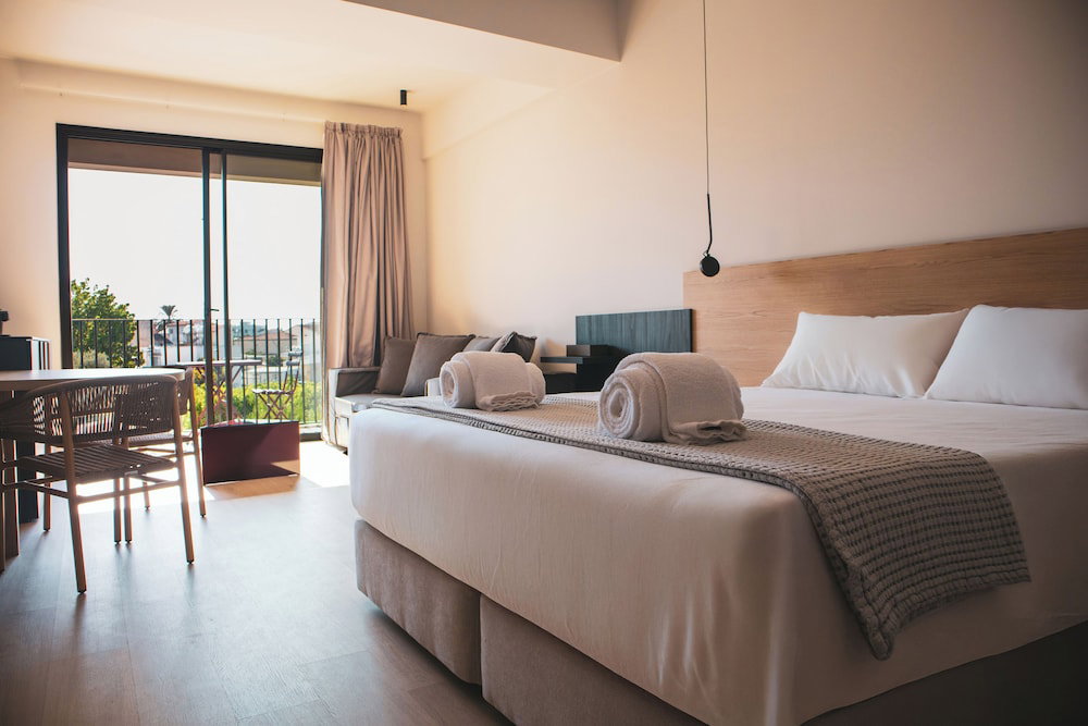 Hotel Alinea Lano Old Town Center