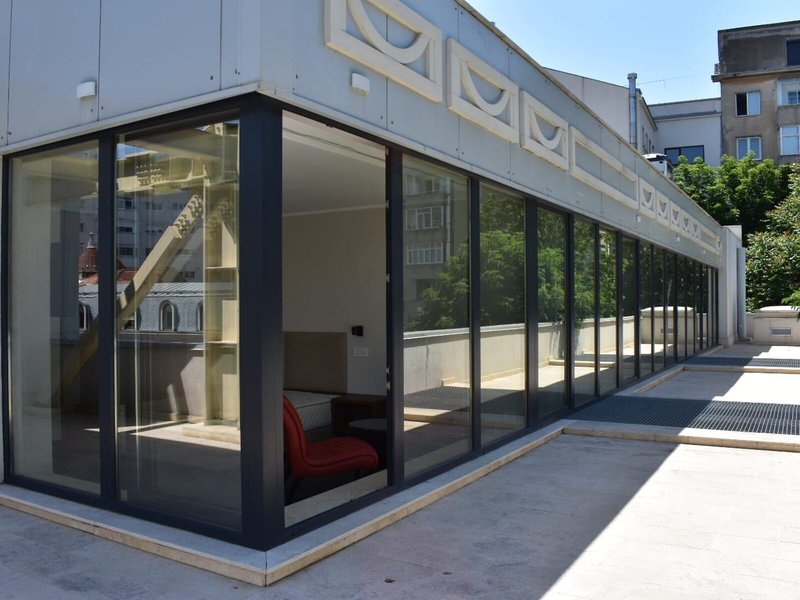 Embassy Romana