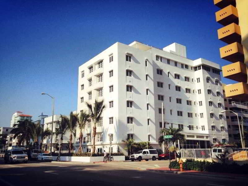 Hotel Croydon Miami Beach