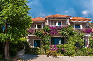 Hotel Lemonia Accommodations cazare Agios Sostis