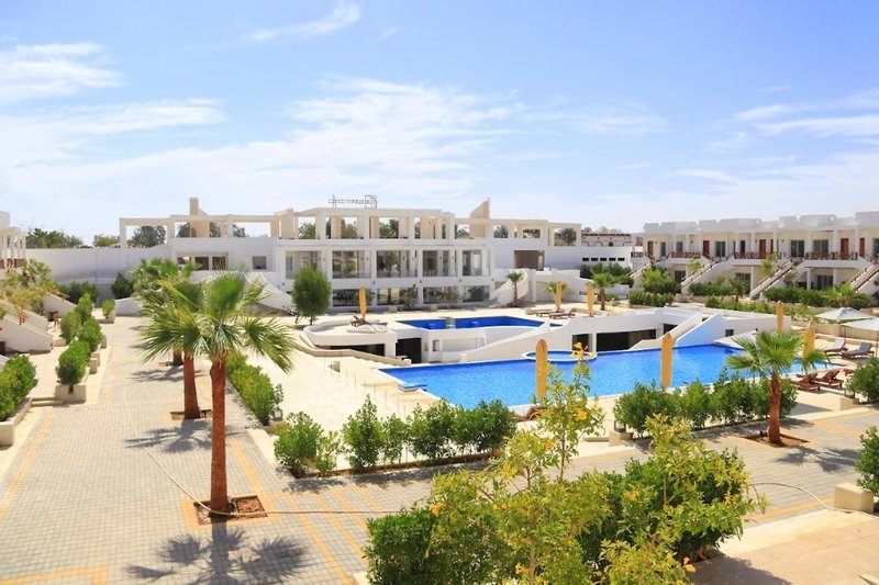 A Residence - Superior One Bedroom Aparthotel