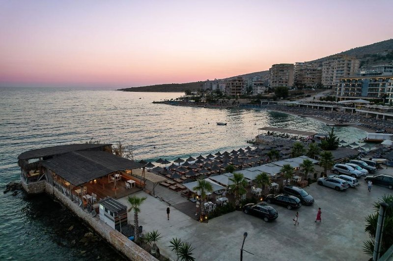Sunset Aparthotel