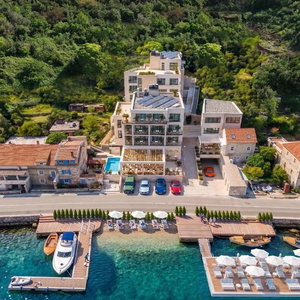 Hotel Ollie's By The Sea cazare Tivat