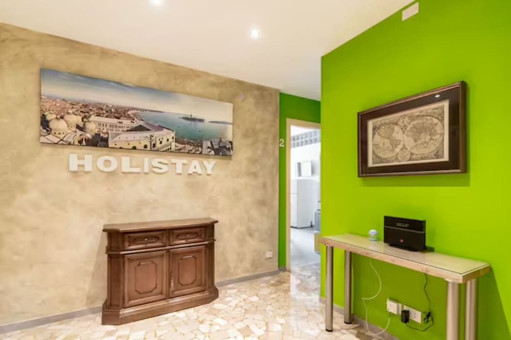 Hotel Monti Guesthouse