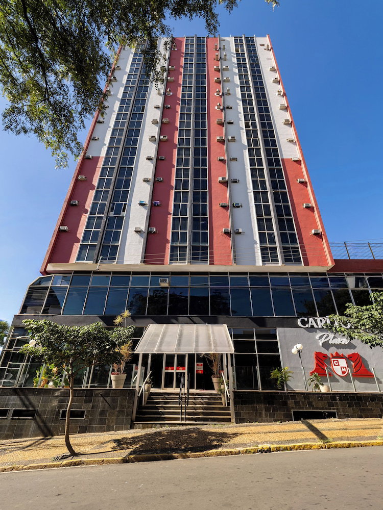 Hotel Carlton Plaza Americana