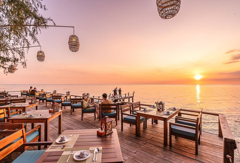 Camia Resort & Spa