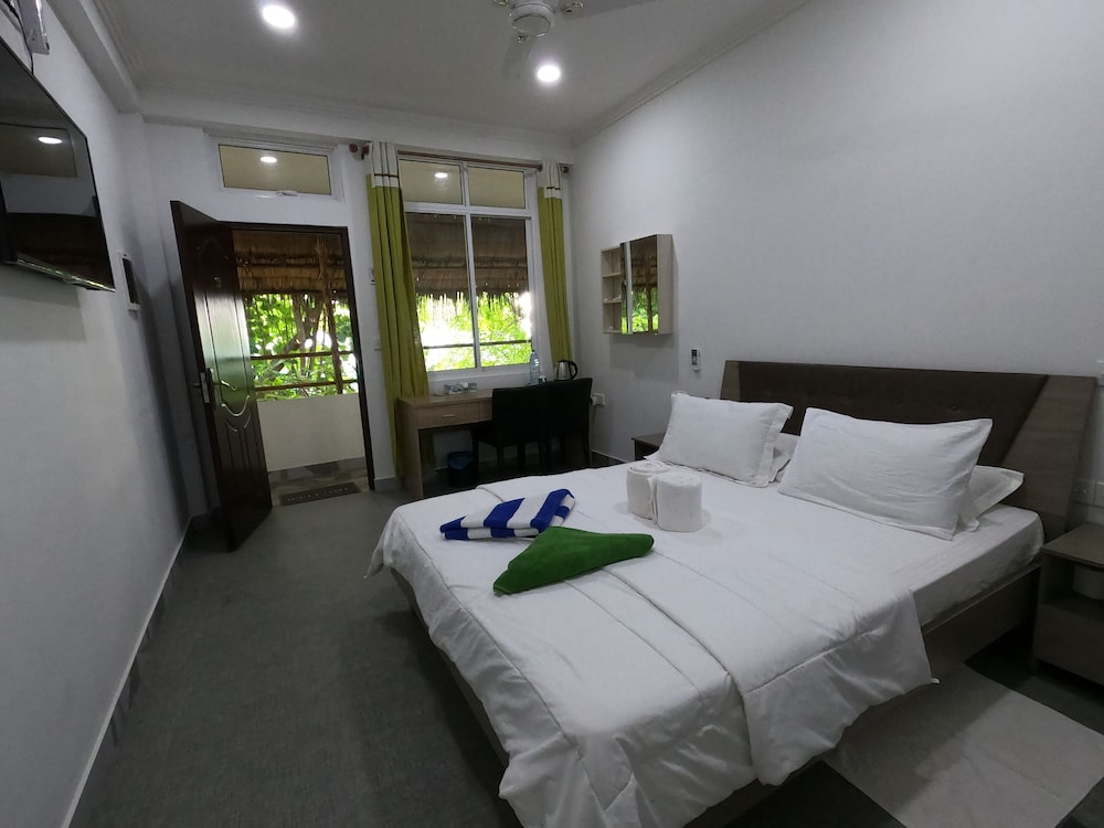 Hotel Dhangethi Inn