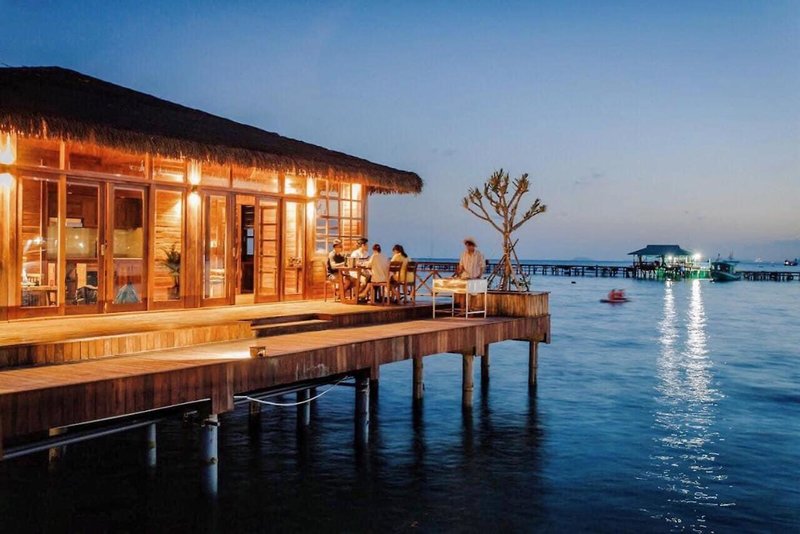 Hotel Rocks Beach Boutique Bungalows